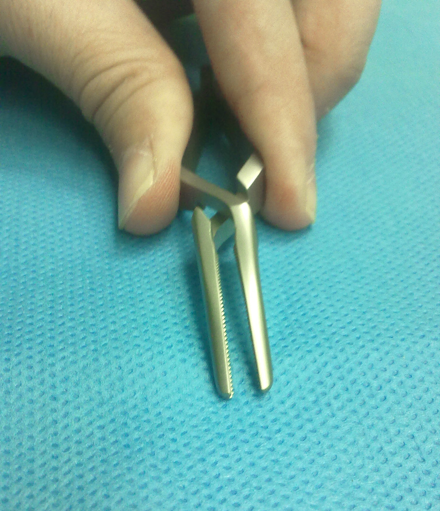 Clamp vascular tipus bulldog