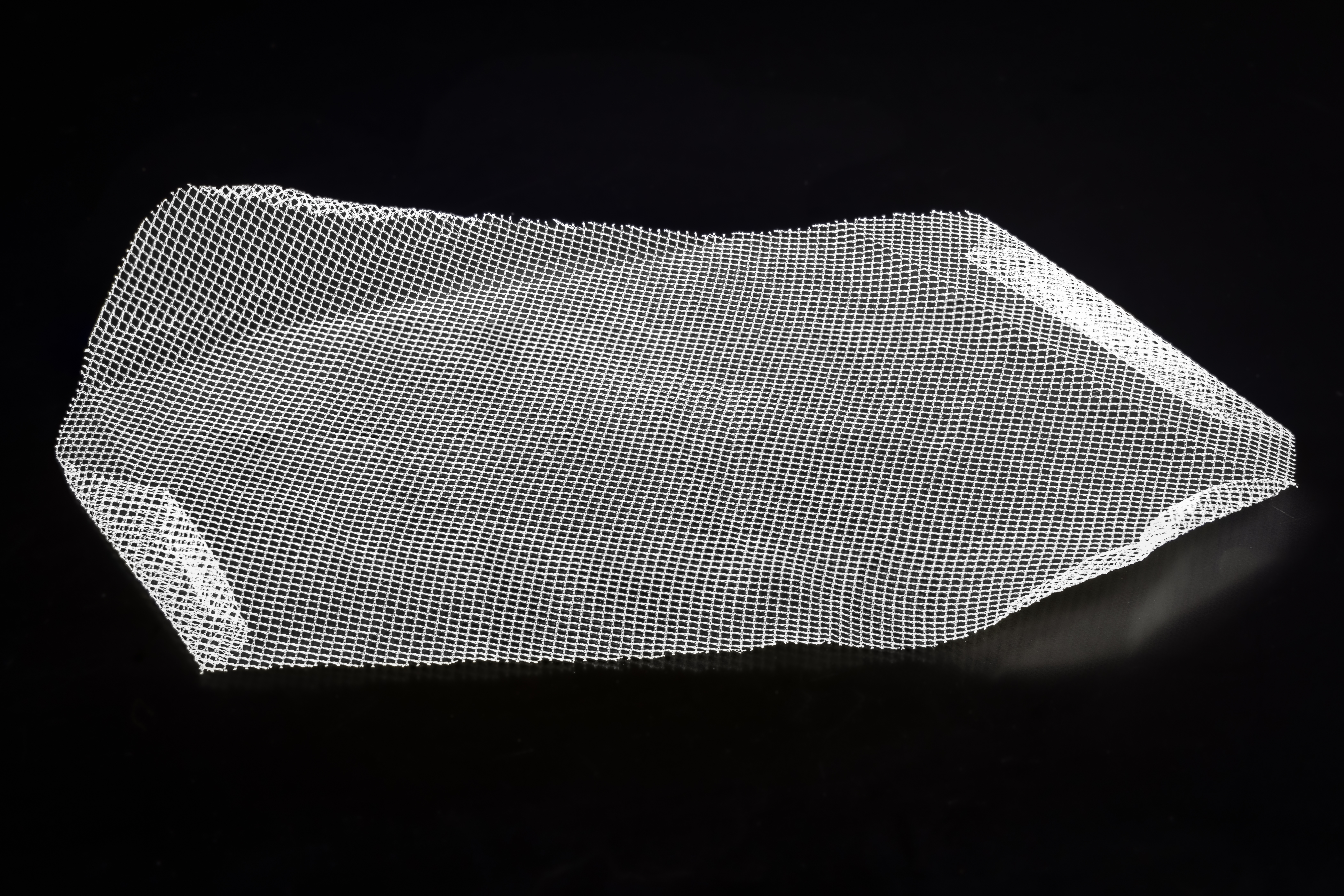 Titanized polypropylene mesh