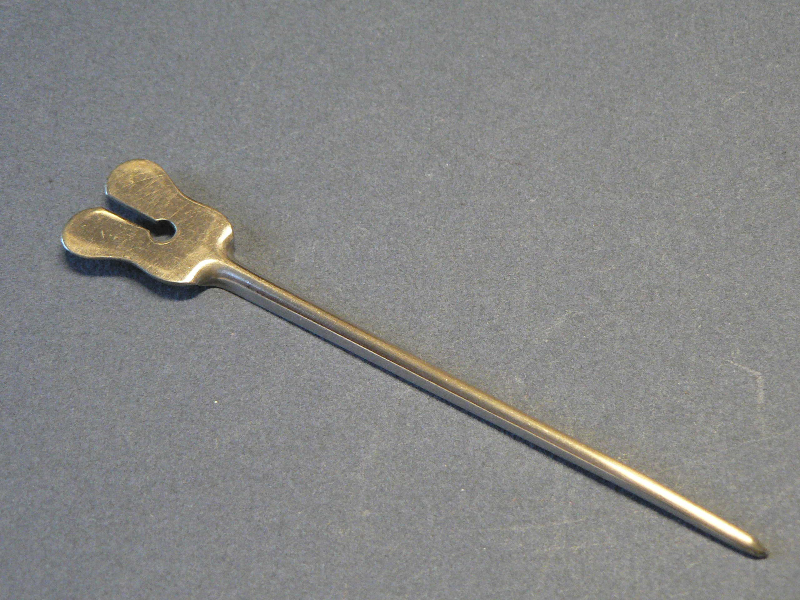 Sonda acanalada