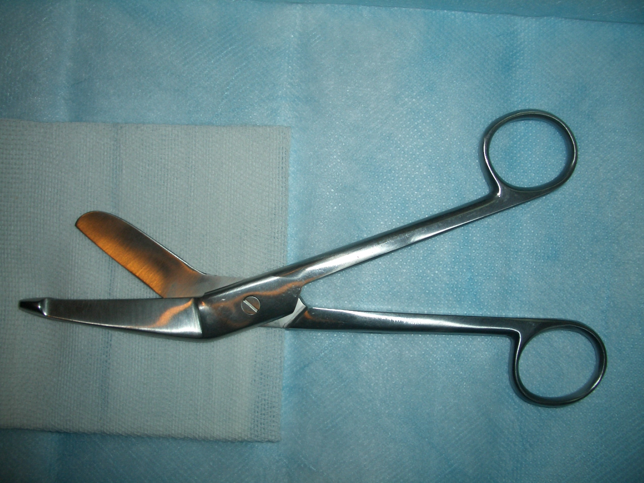 Tisora de vendatges de Lister